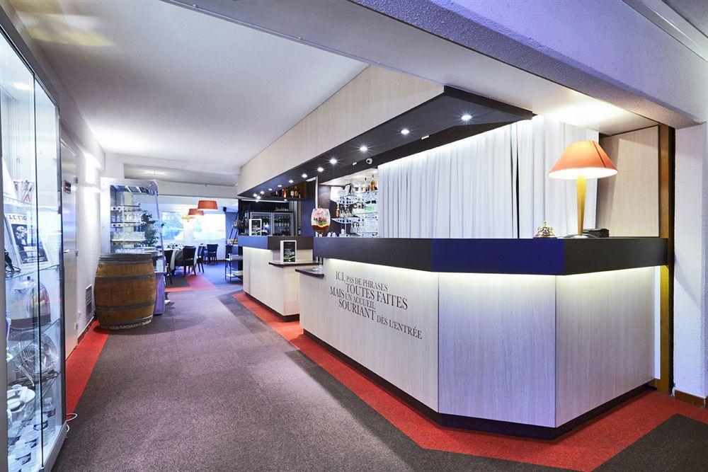 Kyriad Geneve St-Genis-Pouilly Saint-Genis-Pouilly Exterior photo